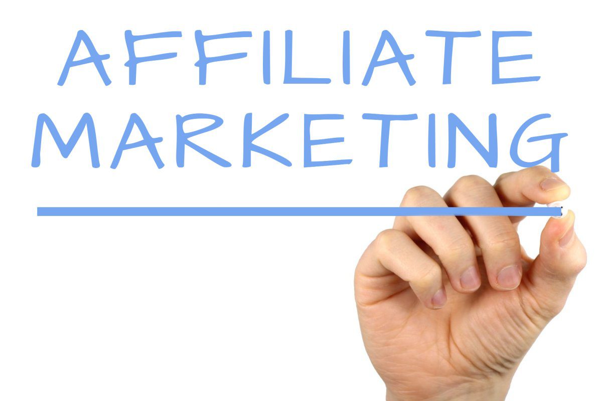JUST WHAT IS AFFILIATE MARKETING?